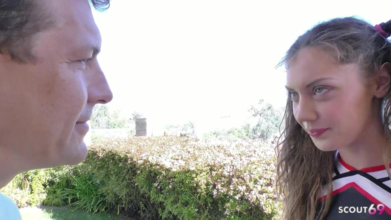 elena kamperi sexpuppe Hueman - Neptune vibrierender Penisring mit Fernsteuerung