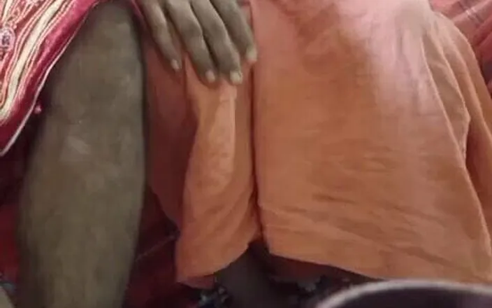 Maya40083: Desi Couple Sex