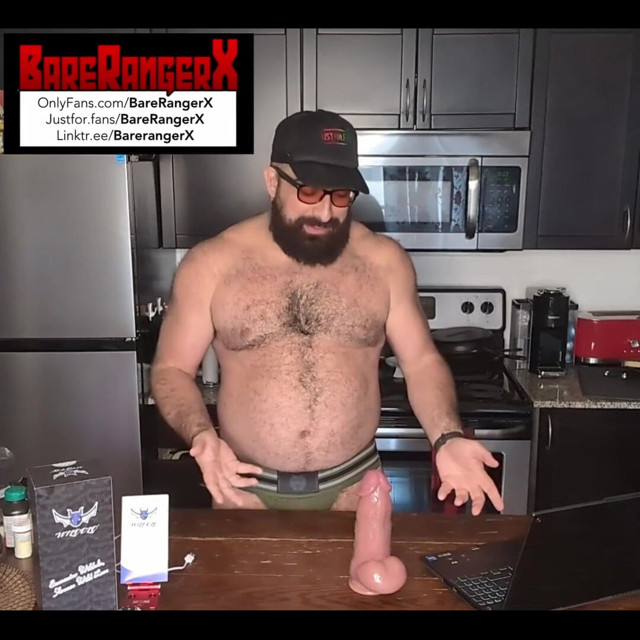 Review of Wildolo's Massive Dildo (Bare Ranger)