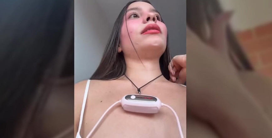 Gilr latinas: Perfektní masturbace latinskoamerického sexu těla v streepu