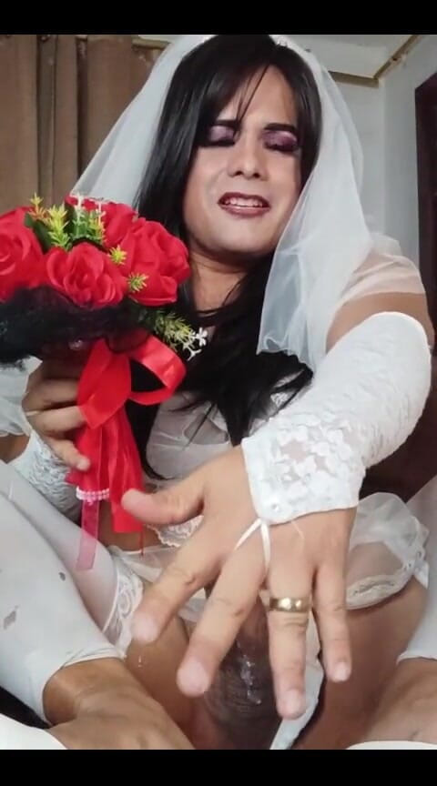 TSquennAna: Runaway Bride