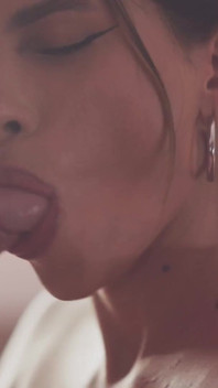 Huge Facial