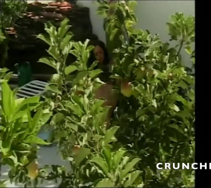 Bitch Girl Video: Perra follada en la calle exhib y daddy duro