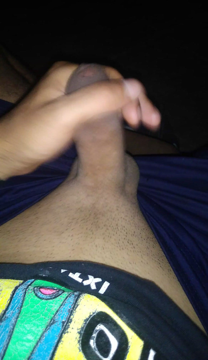 AlexAlejandro13: Suck It Until I Get White
