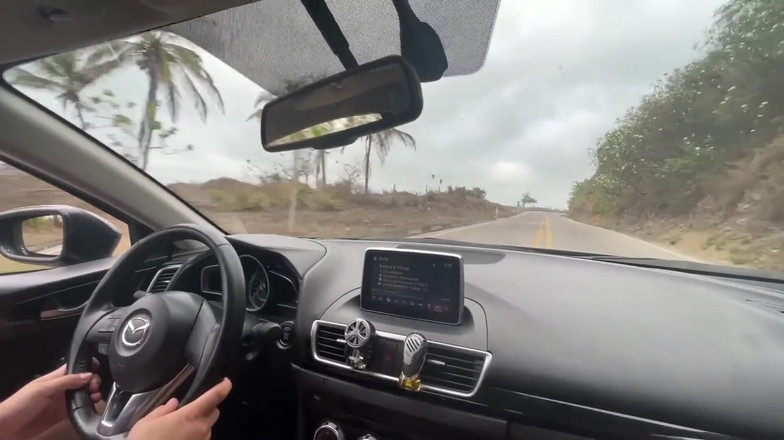 Sara Blonde: 操我在海滩假期认识的外国人