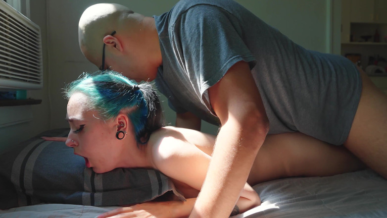 Solid: 今朝、彼女に何度も中出しをした彼女は、余計にムラムラして目を覚ました!