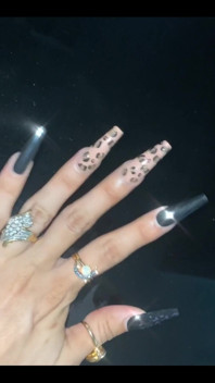 Who Eles Just Loves Long Nails!!! They so Sexy