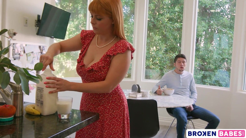Broken babes: BrokenBabes - der rothaarigen penny pax den creampie gegeben, den sie...