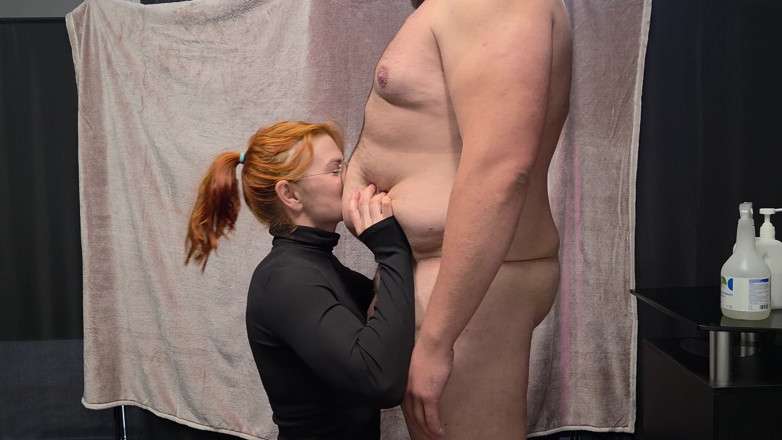 LuTosT: Chubby Man Beeing Kissing by Hot Red Head Babe, Then...