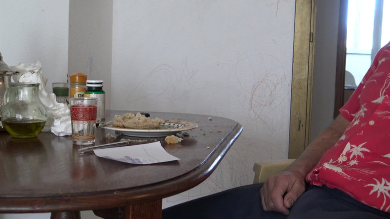 Souzan Halabi: Koerdische stiefmoeder bedriegt haar stiefzoon in Istanbul - Turkse porno tulband...