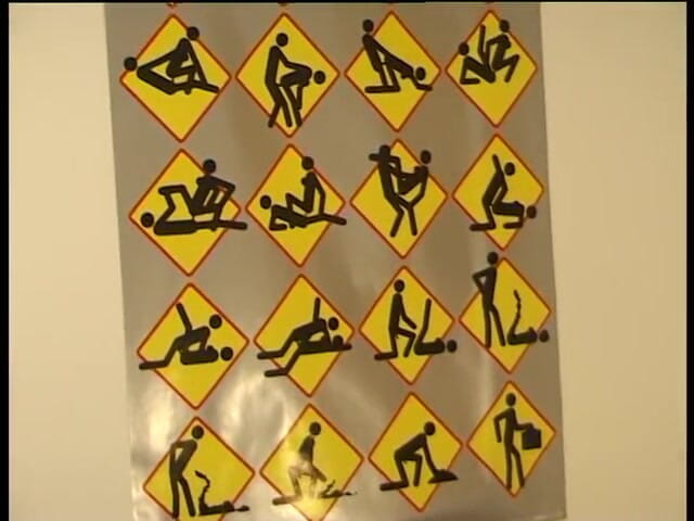 Xfucks: Evli kadın sırt üstünde sikiliyor