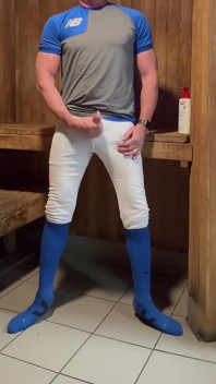 Divertimento alfa nella sauna con Jockdad87 parte 6