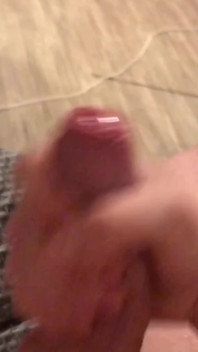 Jerking off on the Toilet