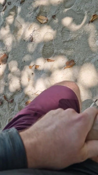 Carribean adasında mastürbasyon yapıyor ve boşalıyor