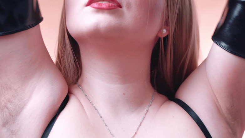 Arya Grander: Femdom chlupaté zpocené podpaží ponížení