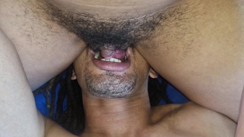 Gabes ftm: Vajinamı emdim ve ona oral seks yaptım, sonra seks yaptım