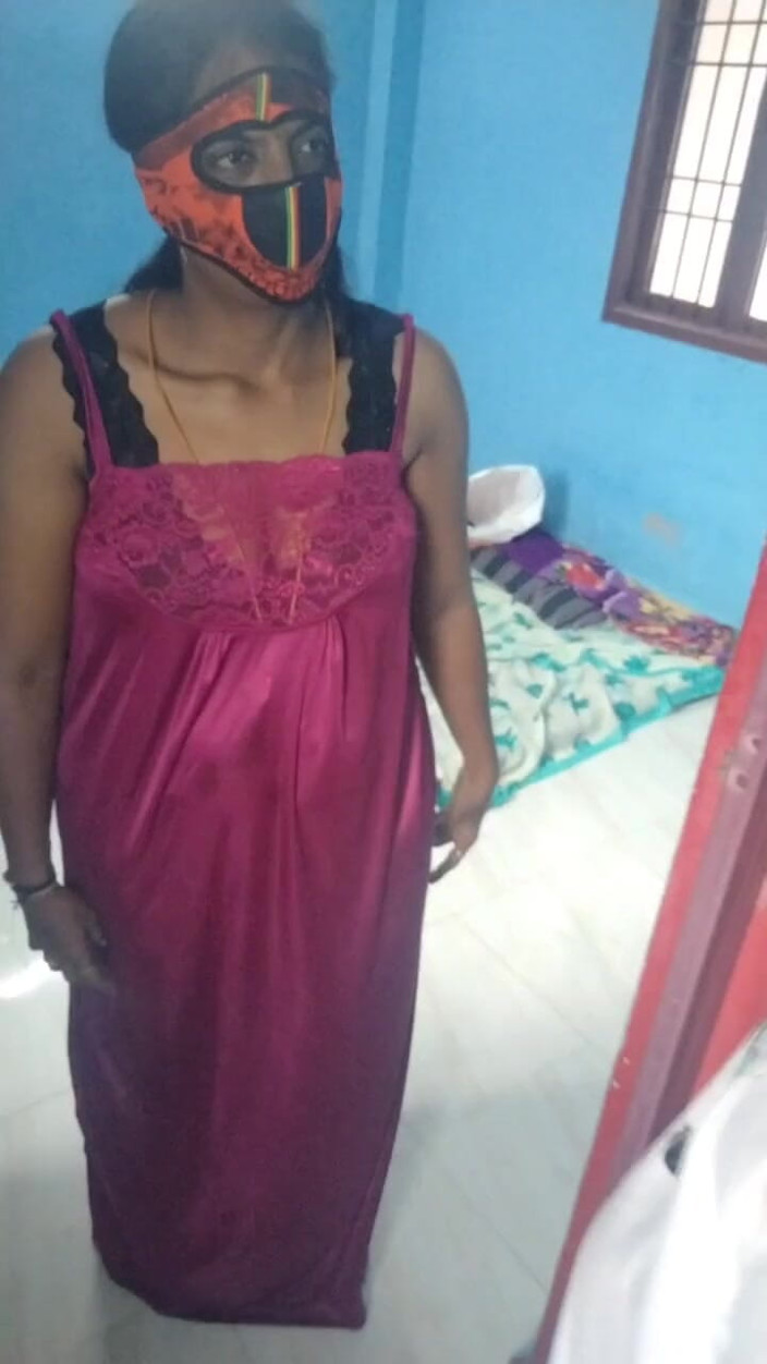 Benita sweety: Pemilik Rumah dan Penyewa Seks Untuk Sewa Rumah