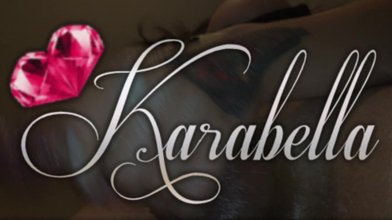 Karabella: 그녀의 보지를 따먹는 Karabella