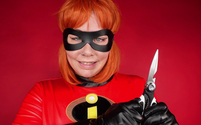 Deanna deadly: Миссис Невероятные делает злодею пенэктомию в видео от первого лица