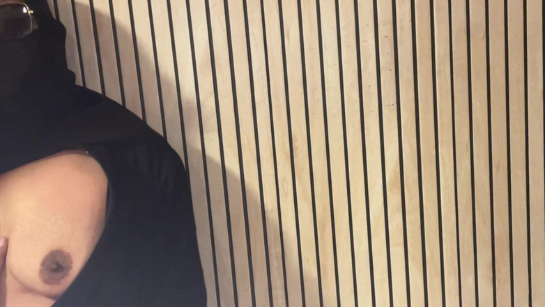 Hot Mumbai: Kongkek berdiri dengan adik tiri bhabhi Muslim