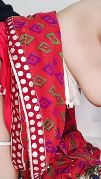 Indická nespokojená vdaná bhabhi má tvrdý sex se sousedem