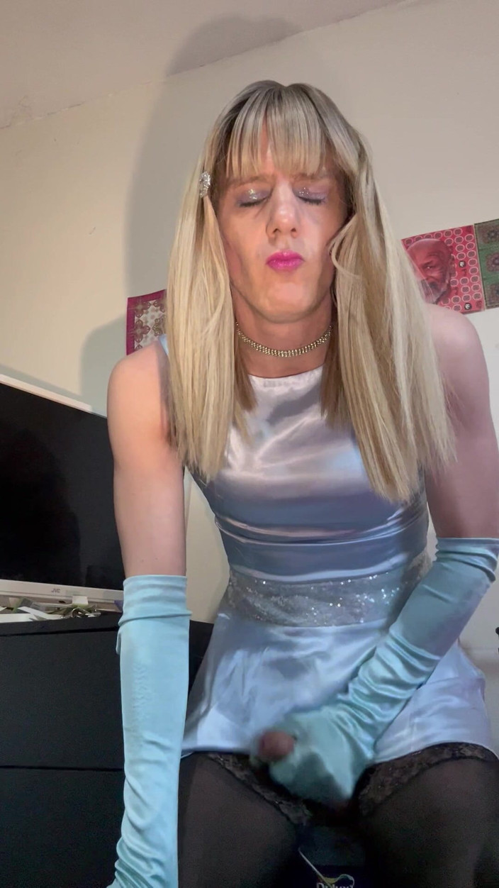 Jessica silk: Jess Rides Dildo