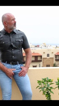 Little Teaser, in Jeans This Time