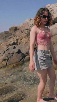 La piccola arden ti prende un facciale dopo una volgare scena di sesso