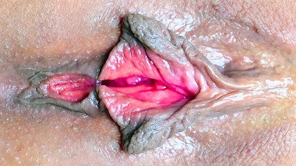 Faustina Pierre: Büyük amcığımı gösterirken yakın çekim amcık orgazmım ve sıkı pembe amcığımın...