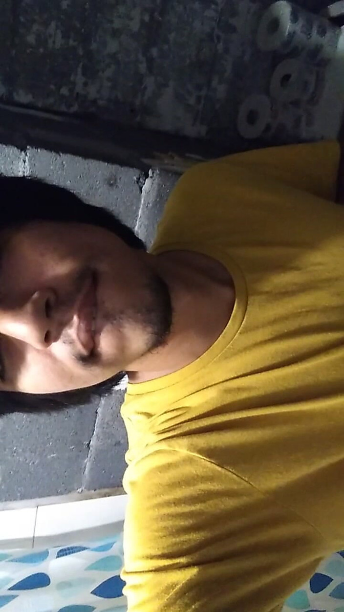 AlexAlejandro13: Seni yarağımla eğlendiriyorum