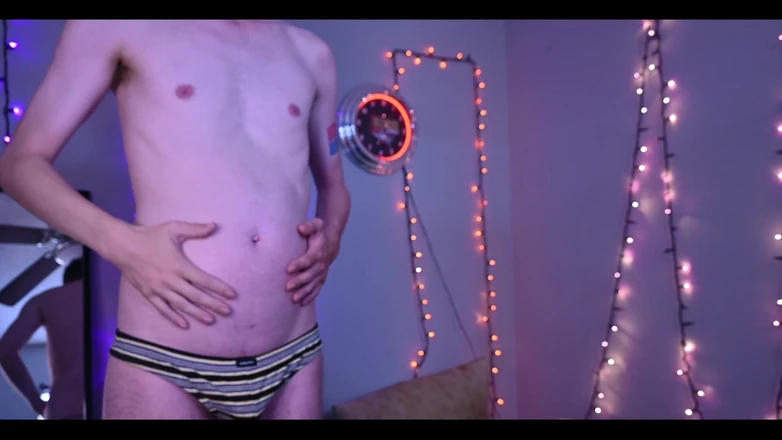 ElementX1018: C'mere und reibe meinen vollen bauch, der essen und Wasser...