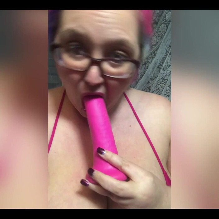 Sara Star: Can I Suck You Like This?