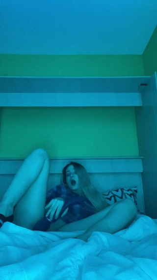 My bf cuckold: Morning masturbation alone at home with vibrator