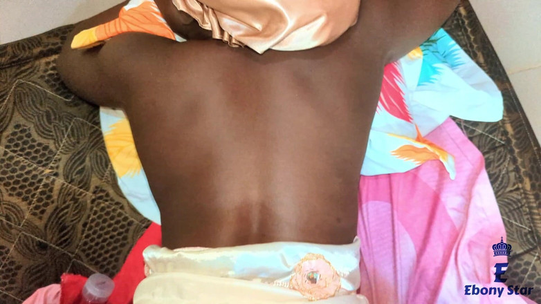 Jack Rick: 내 형수는 작은 란제리로 유혹하는 걸 좋아해서 내 고환을 비워버려