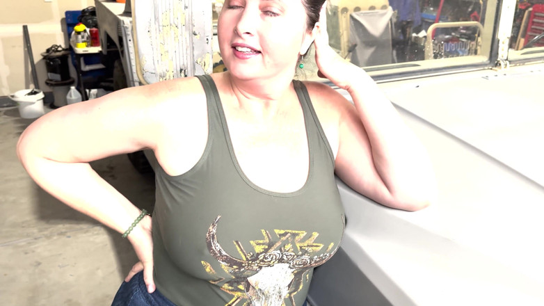 Fell-on Productions: Il Pompino Della MILF Madisin Lee in Adoro L'odore Del...