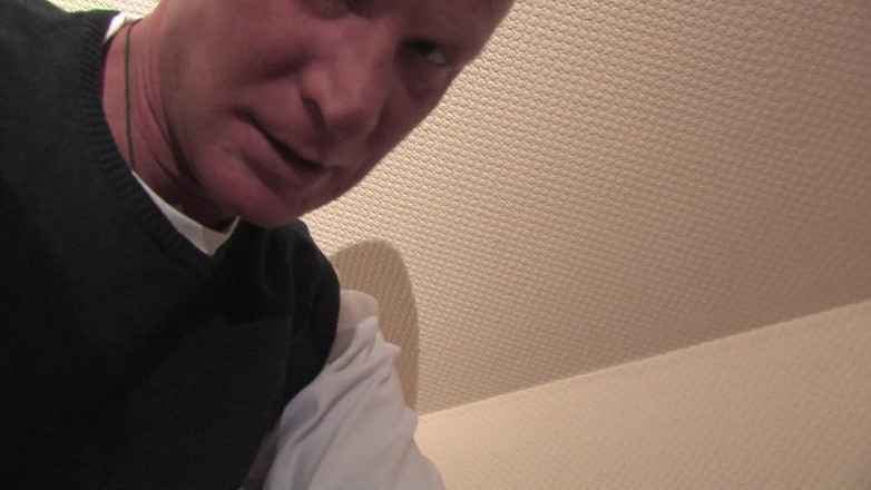 Under German Roofs: Curve germane cu pizdă umedă sunt futute de o pulă...