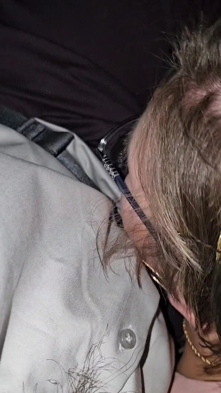 Funhousewife69: 도로 머리