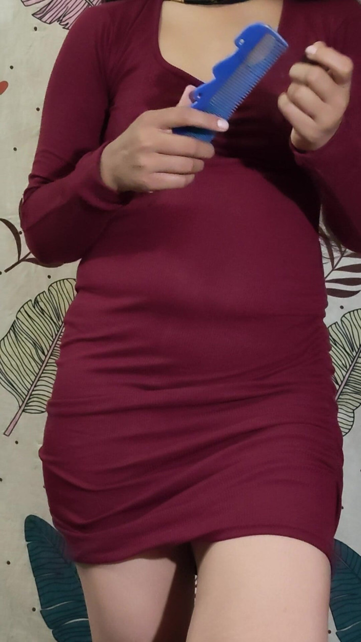 Sunnylesbians: Červené šaty viz moje bhabhi indická žena v domácnosti sexy scény