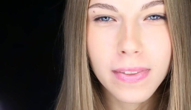 Watch4beauty: アビーの肖像画