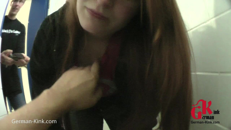 German Kink: Klo Vixen