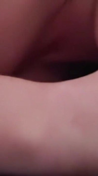 Nyepong kontol abang tiriku sendiri
