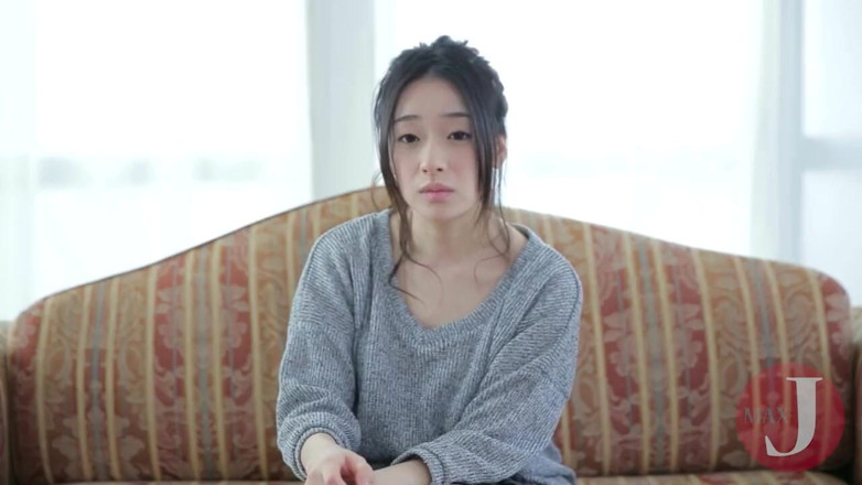 Asian happy ending: Sweet asian teen is having a nice time at the...