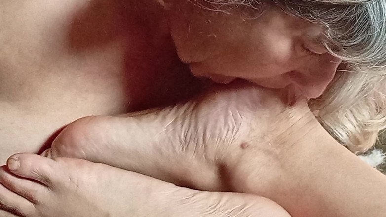 Casal Gresopio Feet: Die Verehrung Der Füße Von Gresopio 2