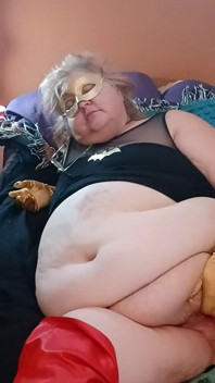 BBW Bat Girl Masturbates for You with Her Golden Gloves on!