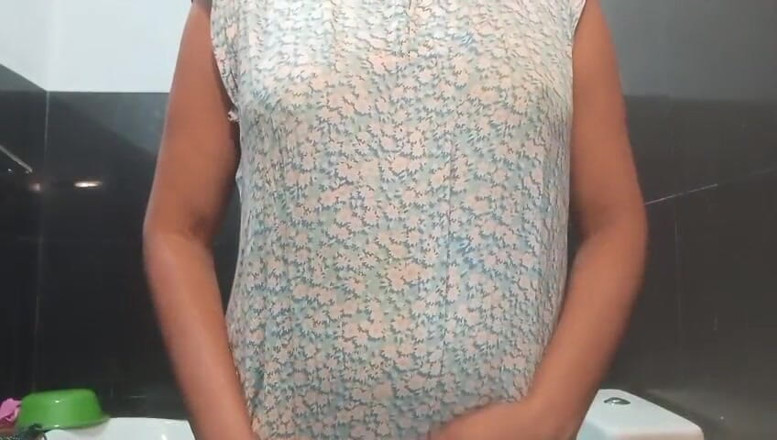 Anne White: Aktris Sri Lanka Anne lagi asik mainin memek dan toket...