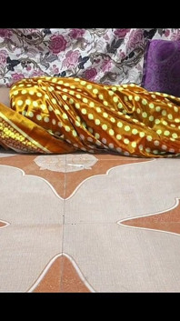 La moglie marathi si lecca la figa e si prende una sborrata in faccia