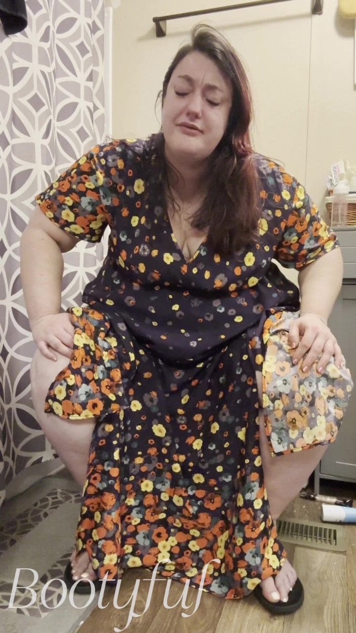 BellaBlast: Spicy Toilet Struggle | Toilet Farts, Real Plops and, a Big...