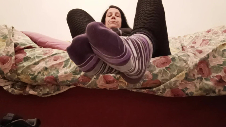 Bergami Melissa: Padronadomination: Polizaj mój spocony, śmierdzące skarpetki