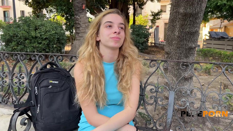 PepePorn: Irina Has Never Tried a Porn Cock! This 18 Years Old...