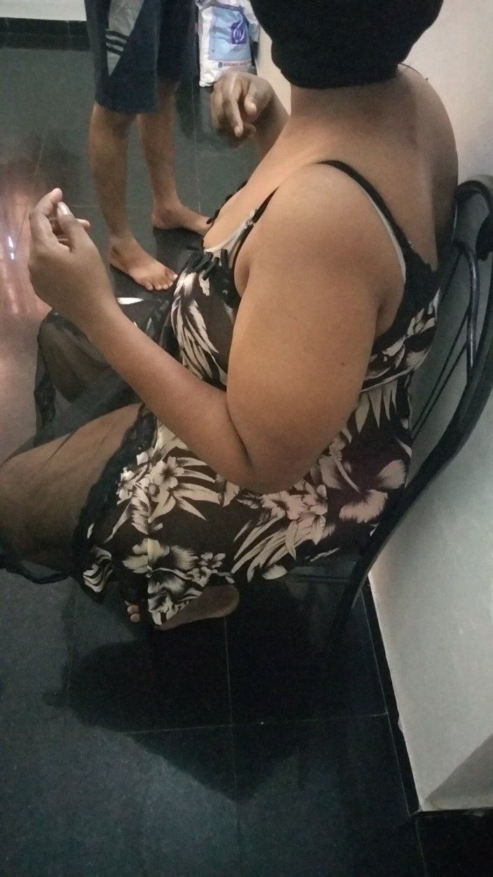 Tamil lesbian: Yeni tombul teyze gündelik konuşuyor